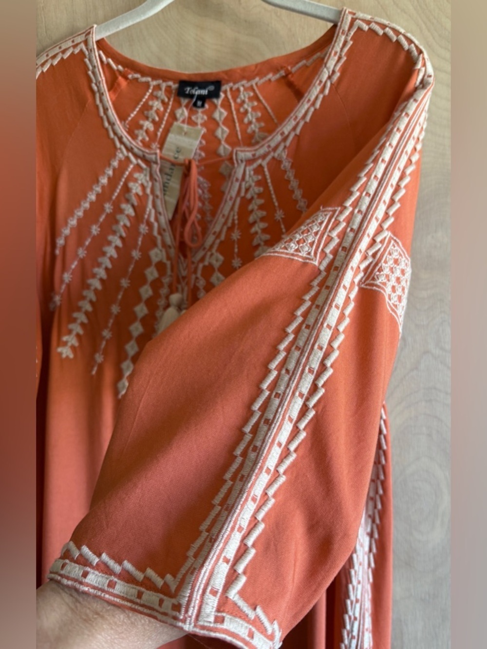 Tolani Kezia Peach Embroidered Boho Dress NWT 3/4 Sleeve V-Neck Women’s Medium - Picture 7 of 13